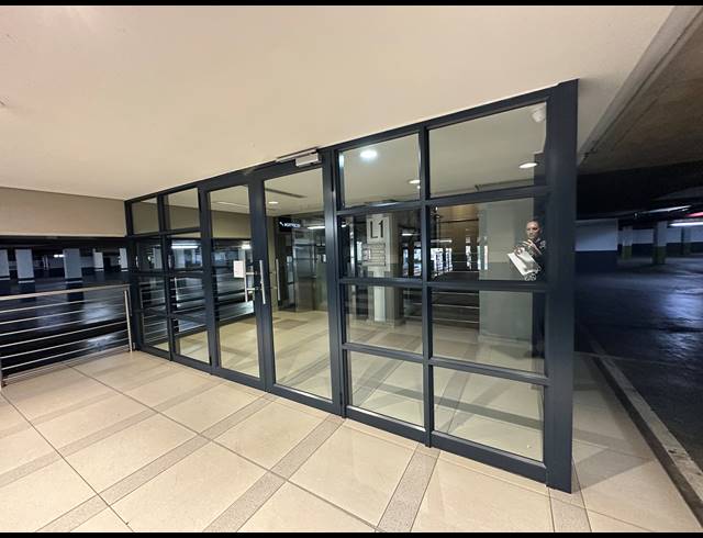 1,760M² OFFICE TO LET IN SANDTON CENTRAL